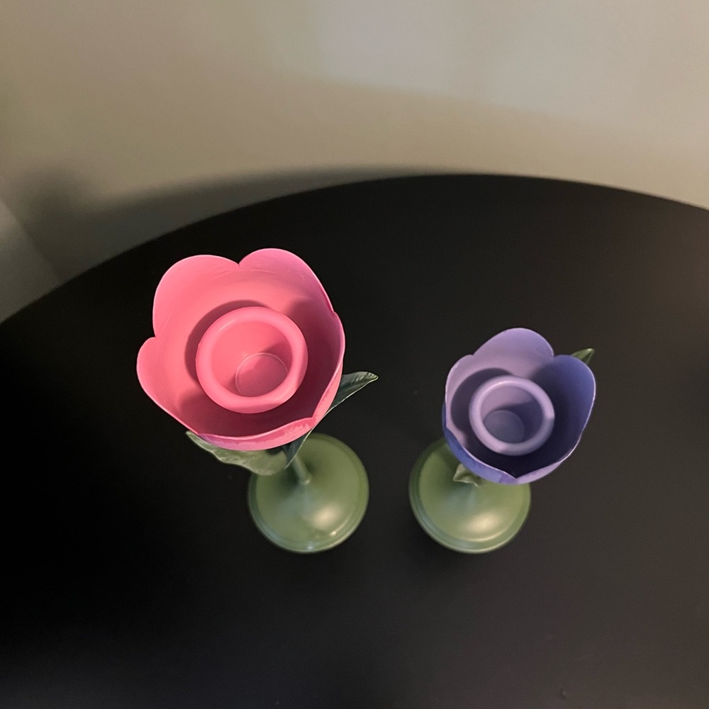 Set of 2 Metal Tulip Candle Holders Pink Purple Flowers Green Stem & Leaves - Picture 2 of 6